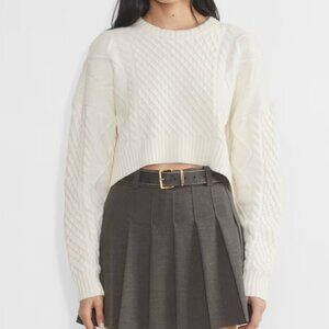 Aritzia Sunday Best Peggy Cropped Sweater (XS)